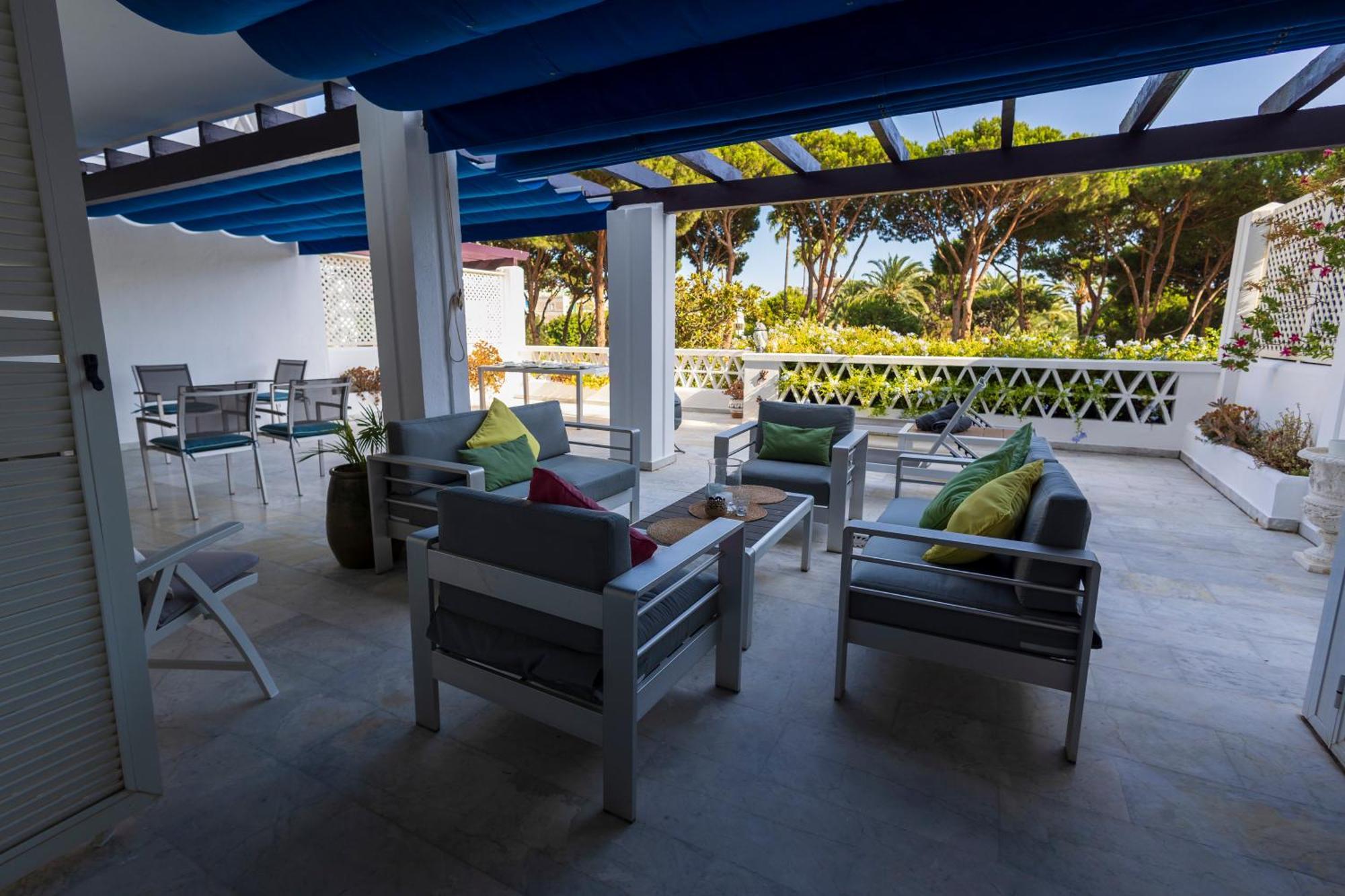 Frontline Beach With Amazing Sea Views Apartment *